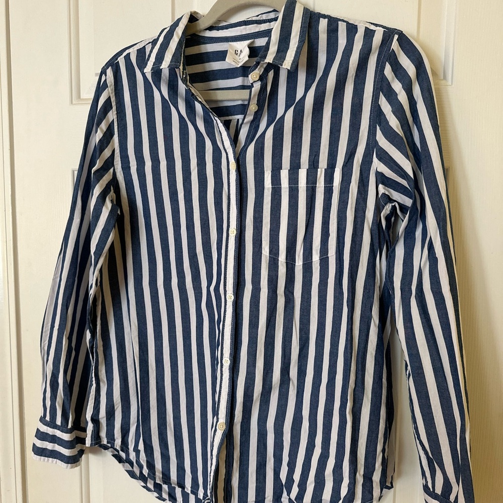 GAP Blue and White Striped Button Down Shirt